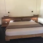 ホテル デザイン ロガテッロ 3*