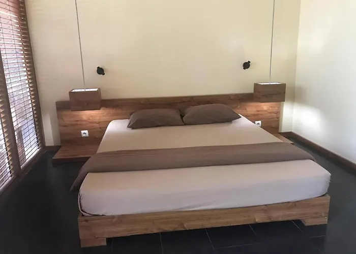 Hotel Design Logatero 3*