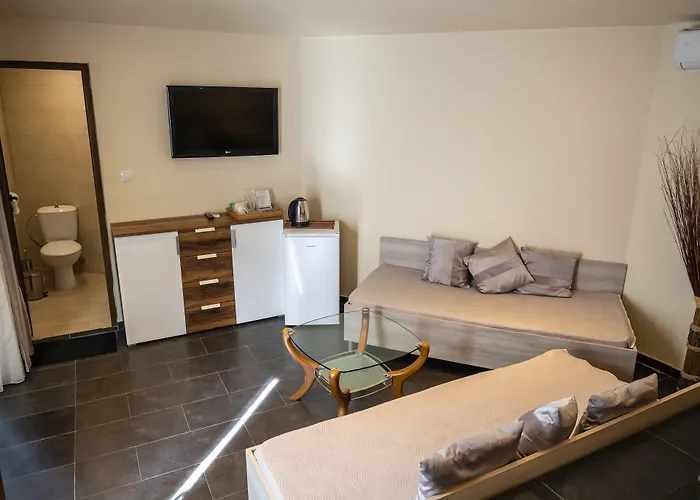 Hotel Design Logatero 3*