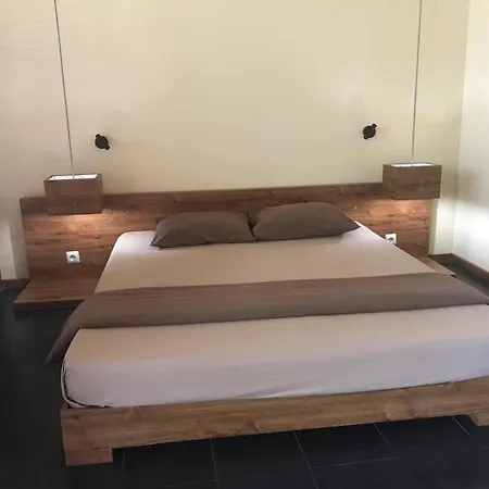 فندق ديزاين لوغاتيرو 3*