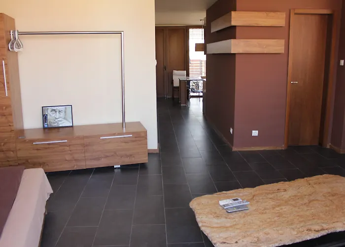 Design Logatero מלון