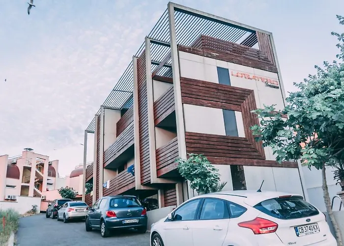 Design Logatero מלון 3*