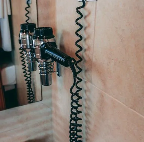 מלון Design Logatero 3*